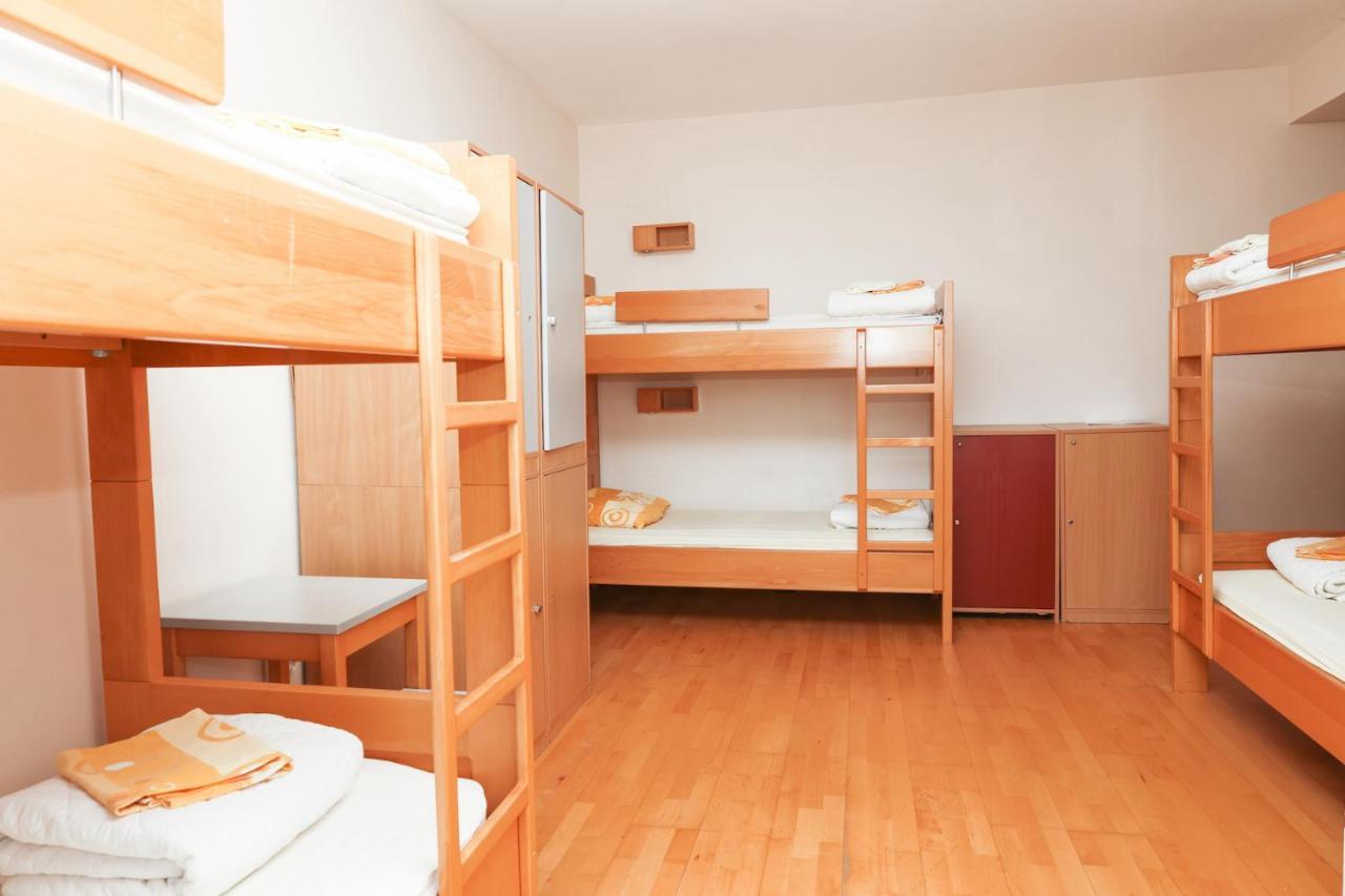 Hi Hostel Zadar Luaran gambar